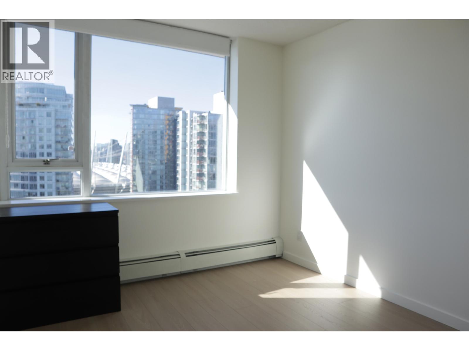 Listing Picture 12 of 17 : 2906 689 ABBOTT STREET, Vancouver / 溫哥華 - 魯藝地產 Yvonne Lu Group - MLS Medallion Club Member