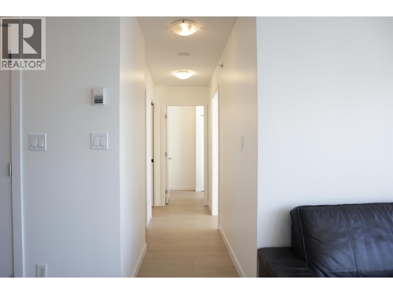 Listing Picture 16 of 17 : 2906 689 ABBOTT STREET, Vancouver / 溫哥華 - 魯藝地產 Yvonne Lu Group - MLS Medallion Club Member