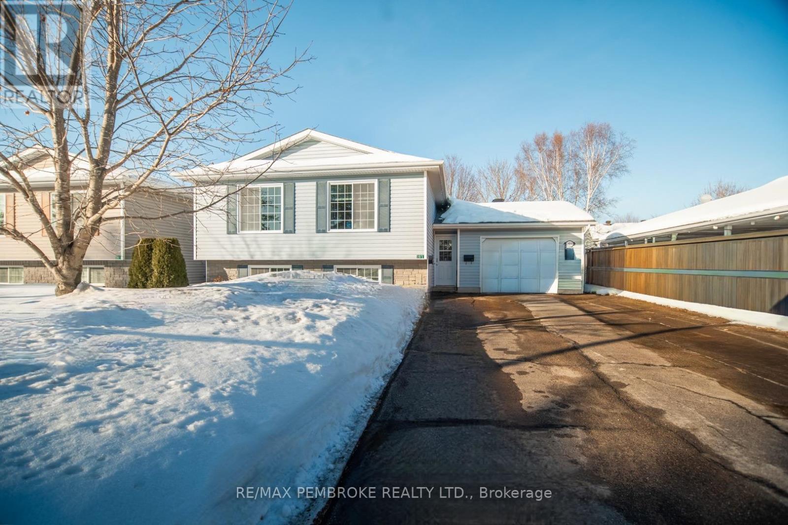 193 D'youville Drive, Pembroke, Ontario  K8A 8R5 - Photo 30 - X12820176