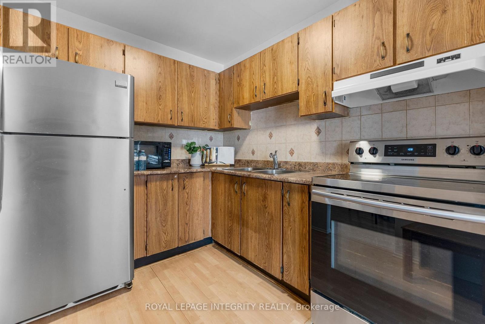 86 Stokes Crescent, Ottawa, Ontario  K2L 2Z4 - Photo 13 - X12820172