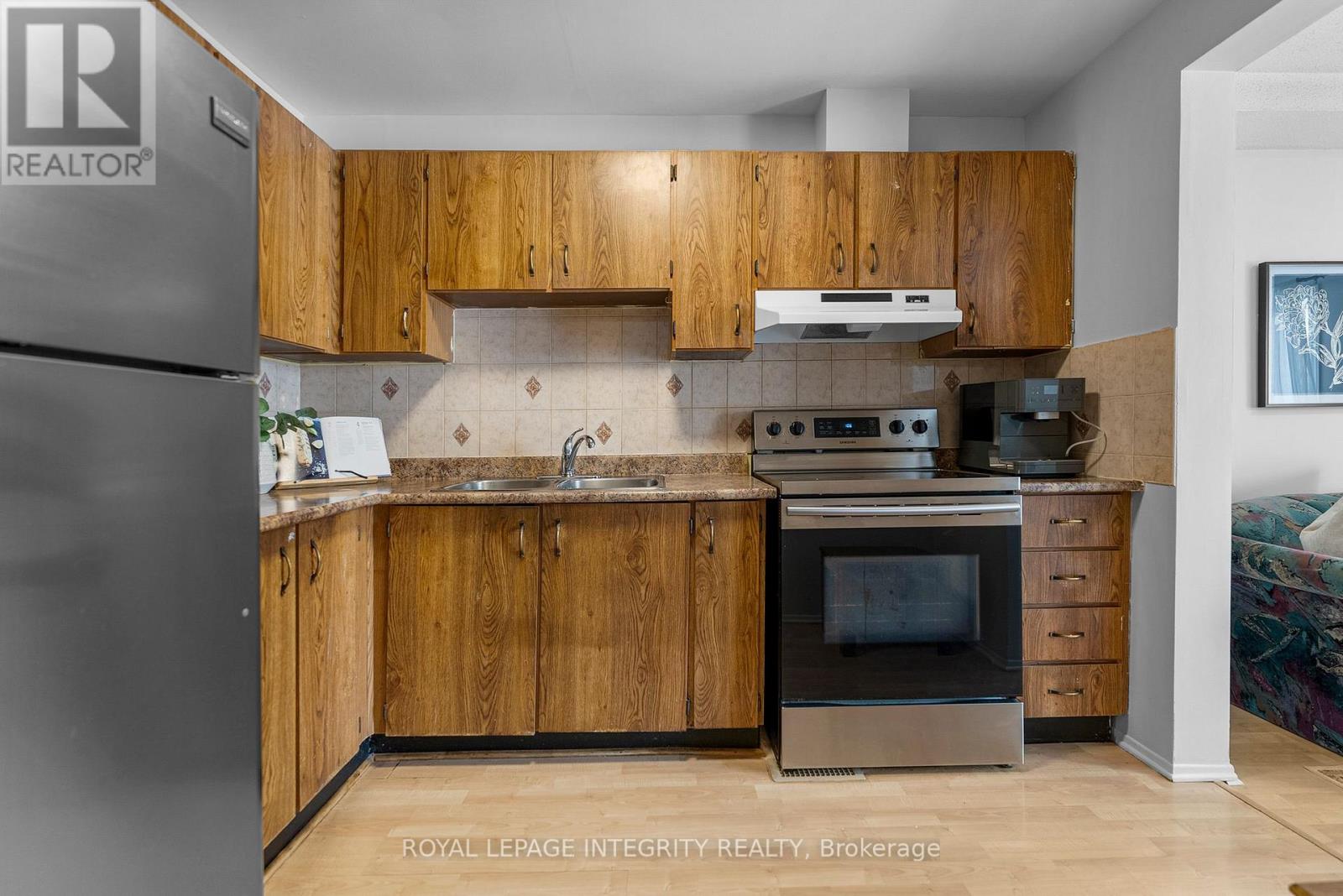 86 Stokes Crescent, Ottawa, Ontario  K2L 2Z4 - Photo 15 - X12820172