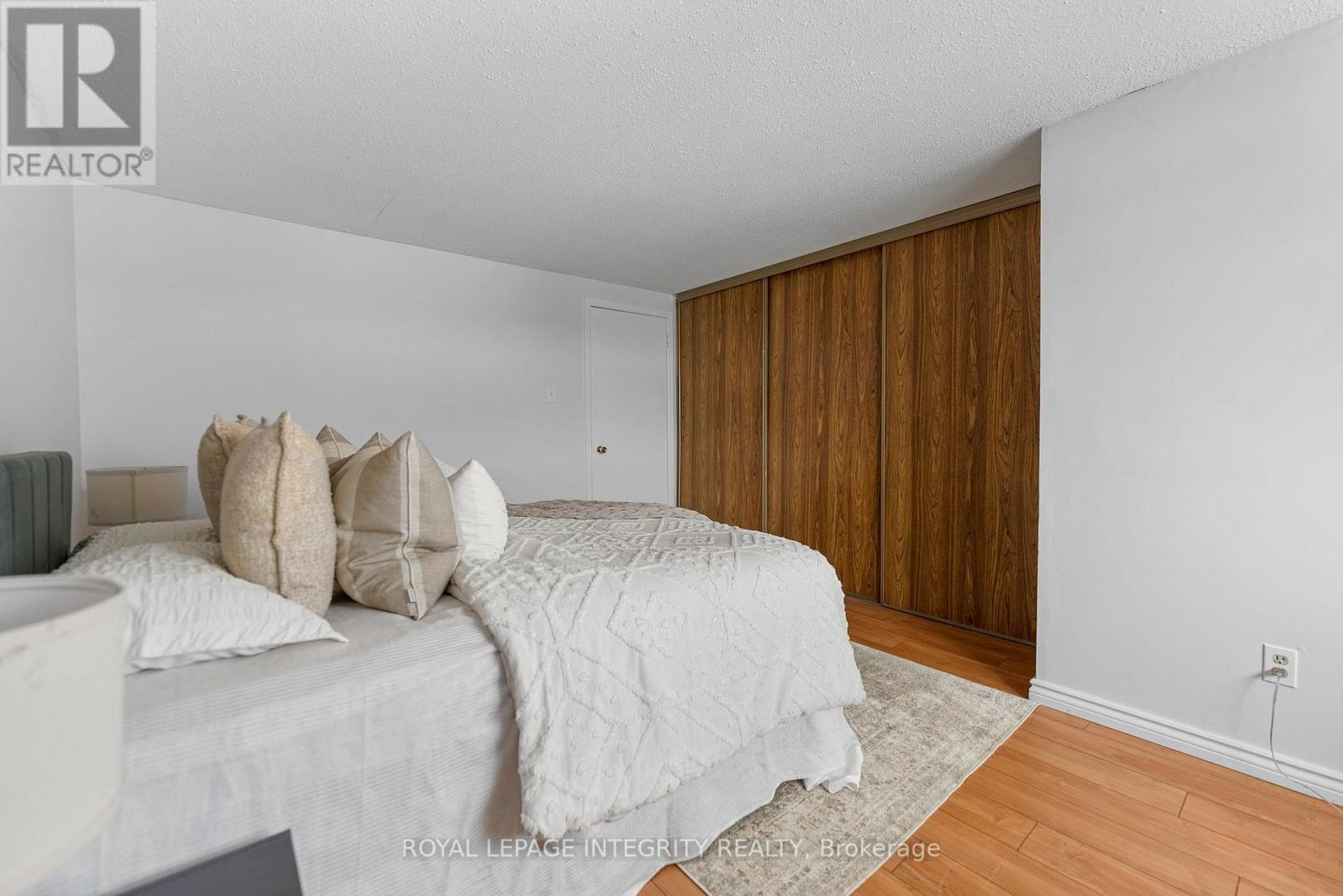 86 Stokes Crescent, Ottawa, Ontario  K2L 2Z4 - Photo 19 - X12820172