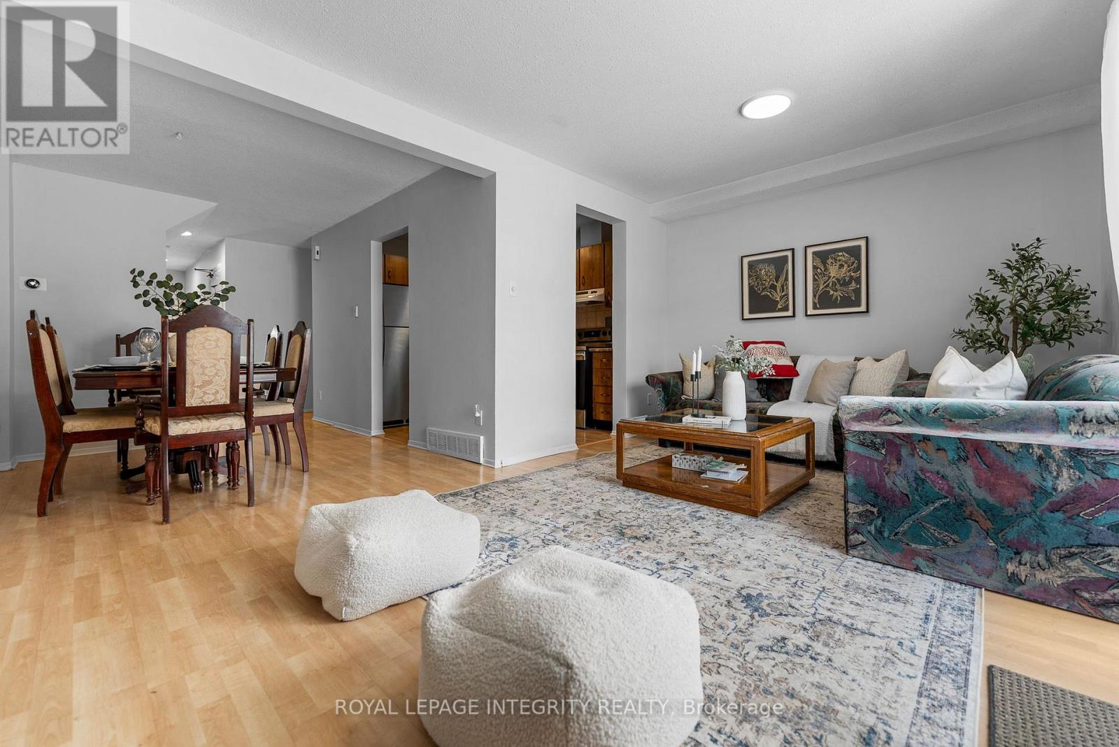 86 Stokes Crescent, Ottawa, Ontario  K2L 2Z4 - Photo 5 - X12820172