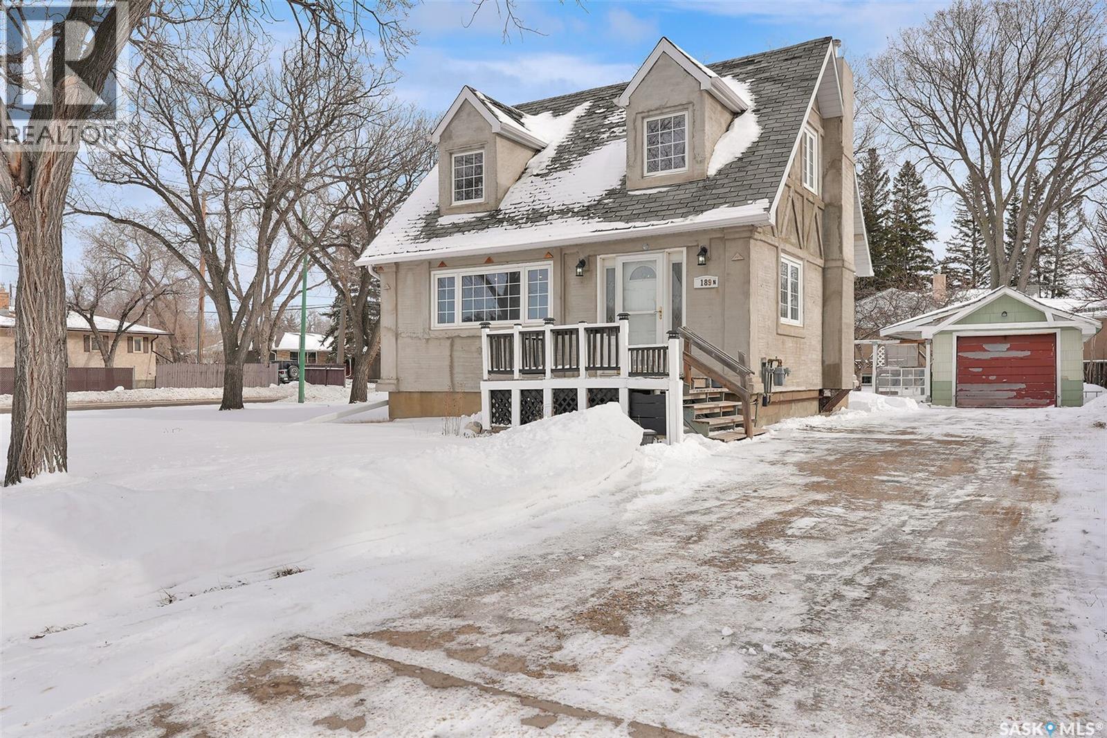 189 Broad Street N, Regina, Saskatchewan  S4R 2X5 - Photo 2 - SK029167