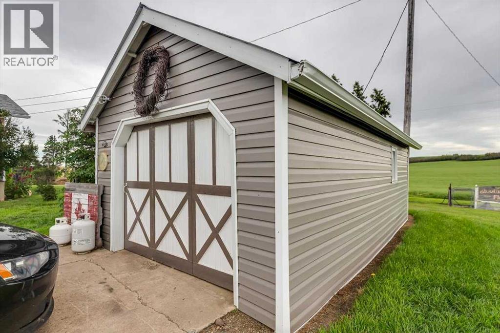 334078 Range Road 241, Rural Kneehill County, Alberta T0M 2C0 - Photo 35 - A2288095