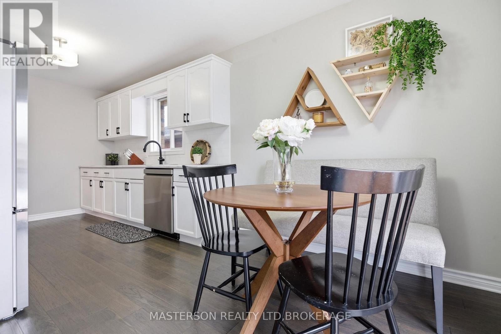 7740 Alpine Drive, Niagara Falls, Ontario  L2H 3B6 - Photo 9 - X12820192