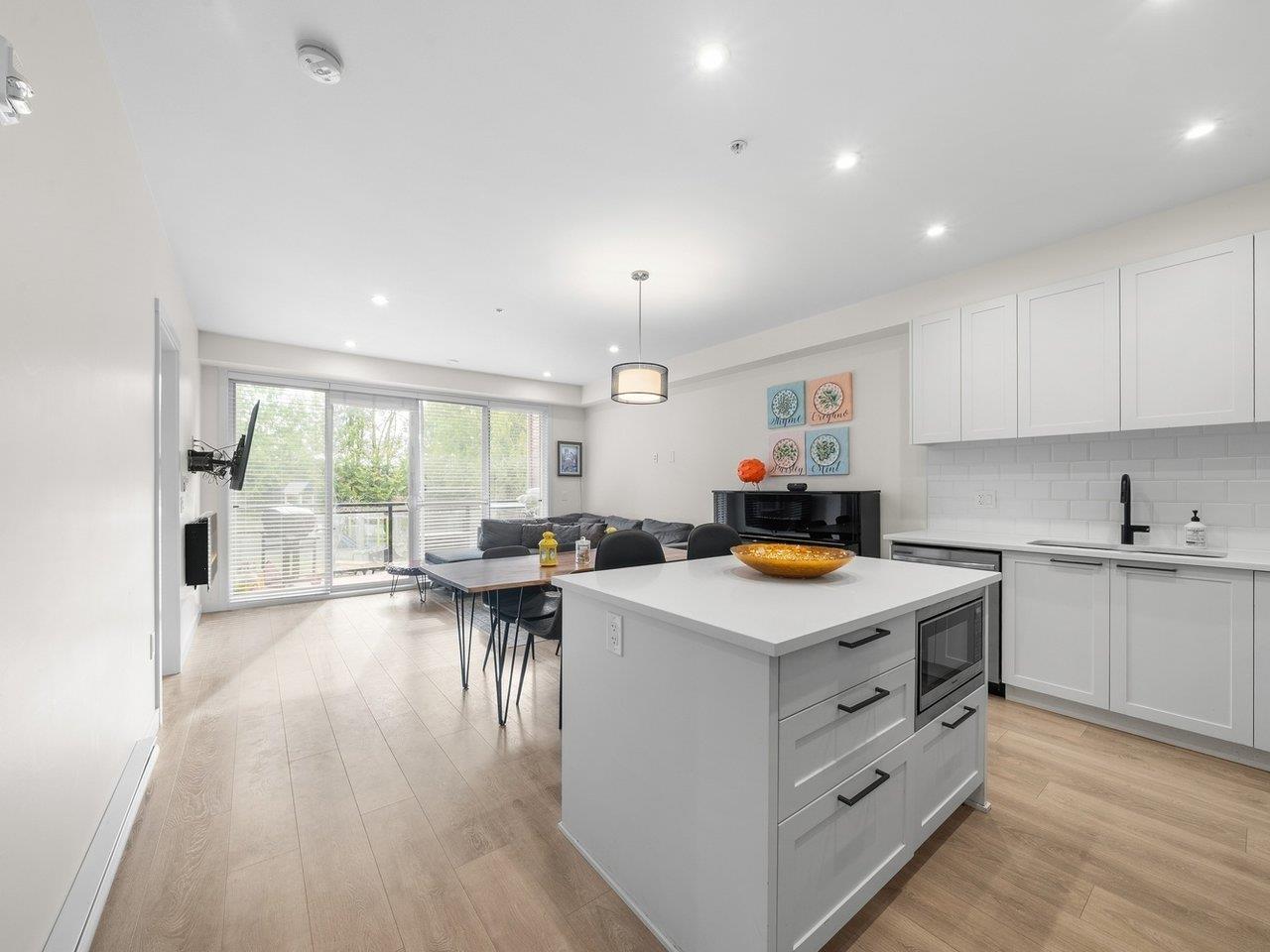 219 5415 Brydon Crescent, Langley, British Columbia V3A 0N4 - Photo 11 - R3093451