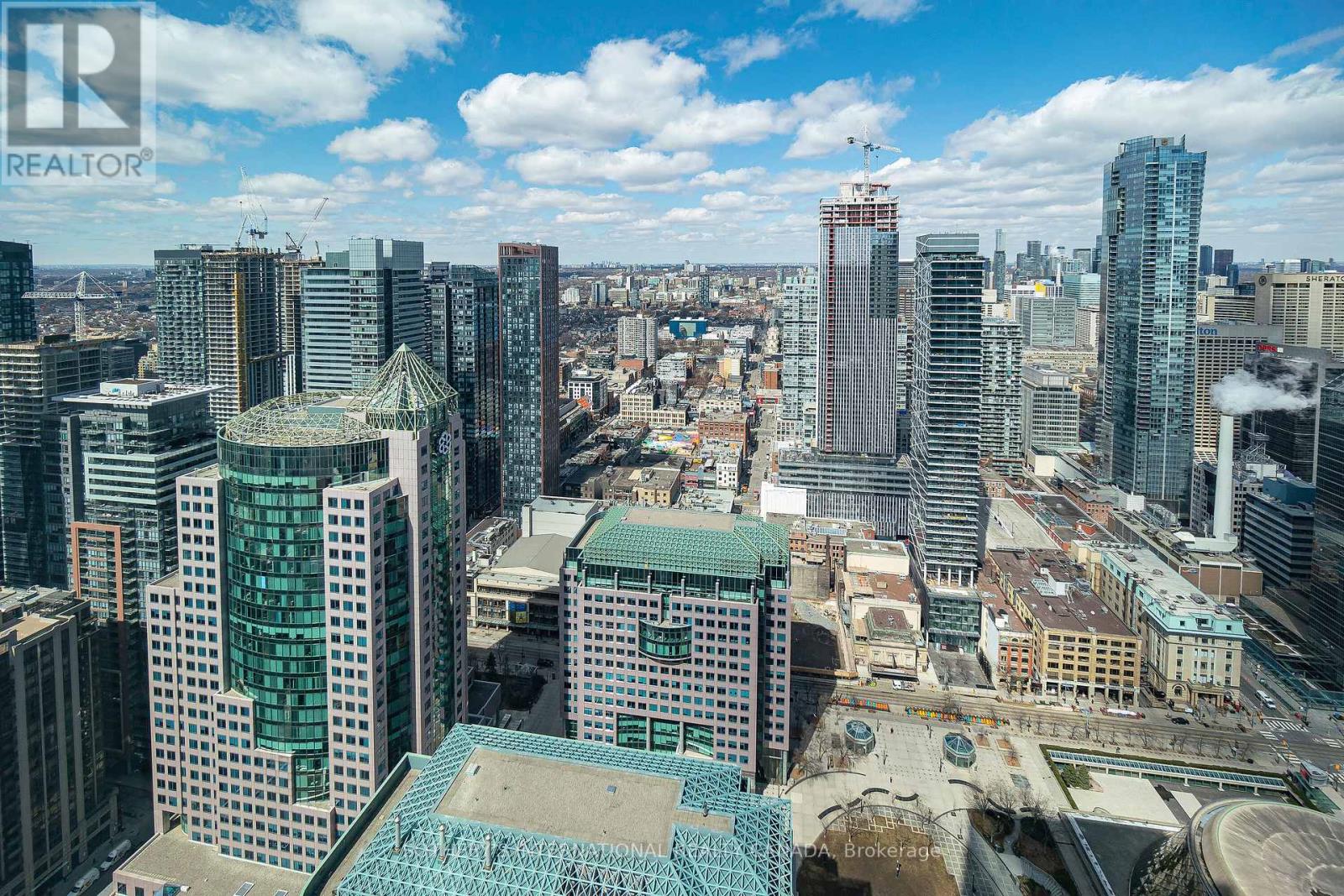 4201 - 183 Wellington Street W, Toronto (Waterfront Communities), Ontario  M4S 3H8 - Photo 25 - C12820104