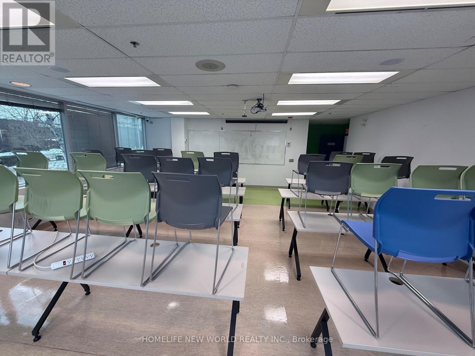 2nd Floor - 265 Yorkland Boulevard, Toronto (Henry Farm), Ontario  M2J 1S5 - Photo 13 - C12820110