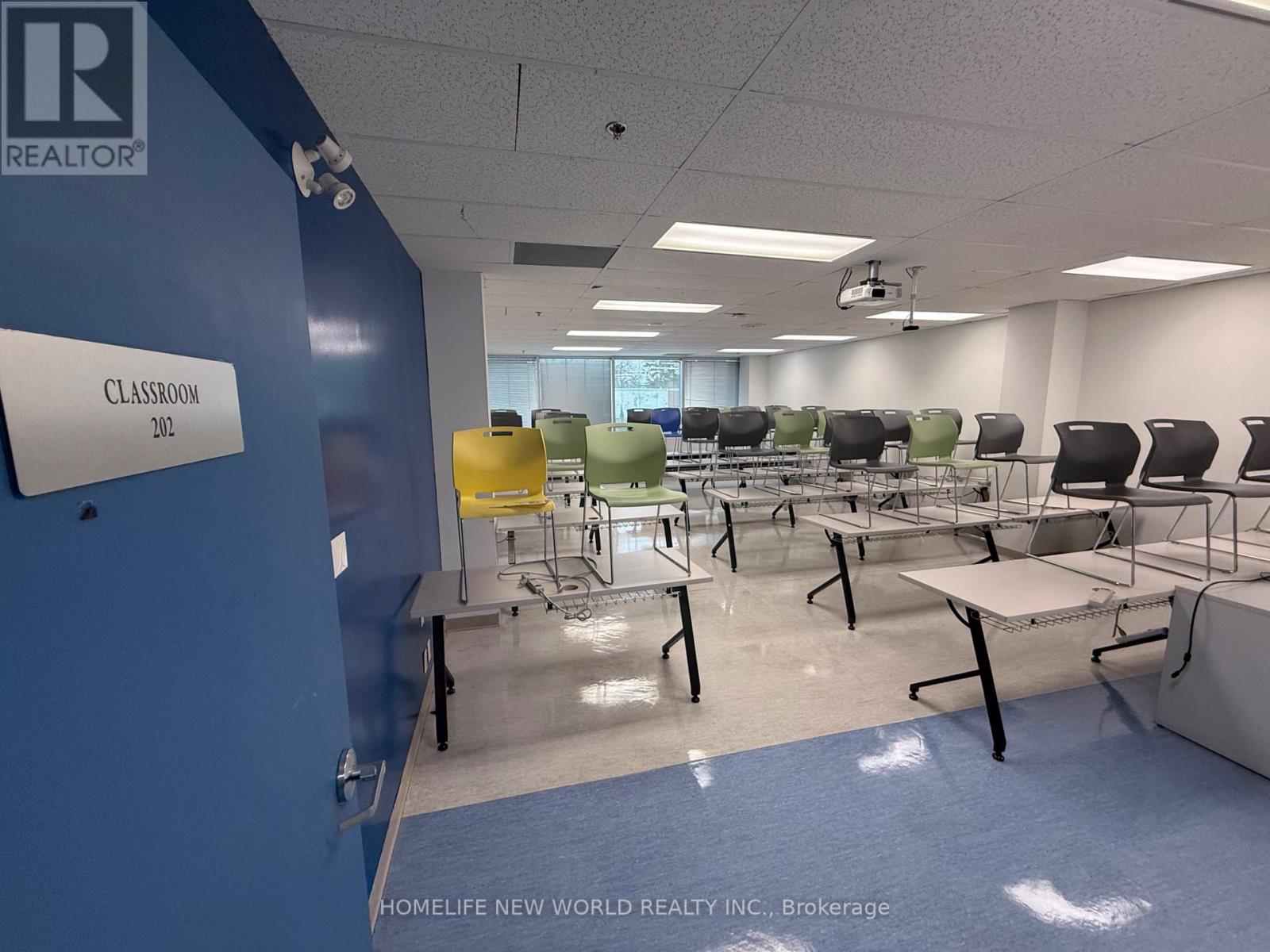 2nd Floor - 265 Yorkland Boulevard, Toronto (Henry Farm), Ontario  M2J 1S5 - Photo 17 - C12820110