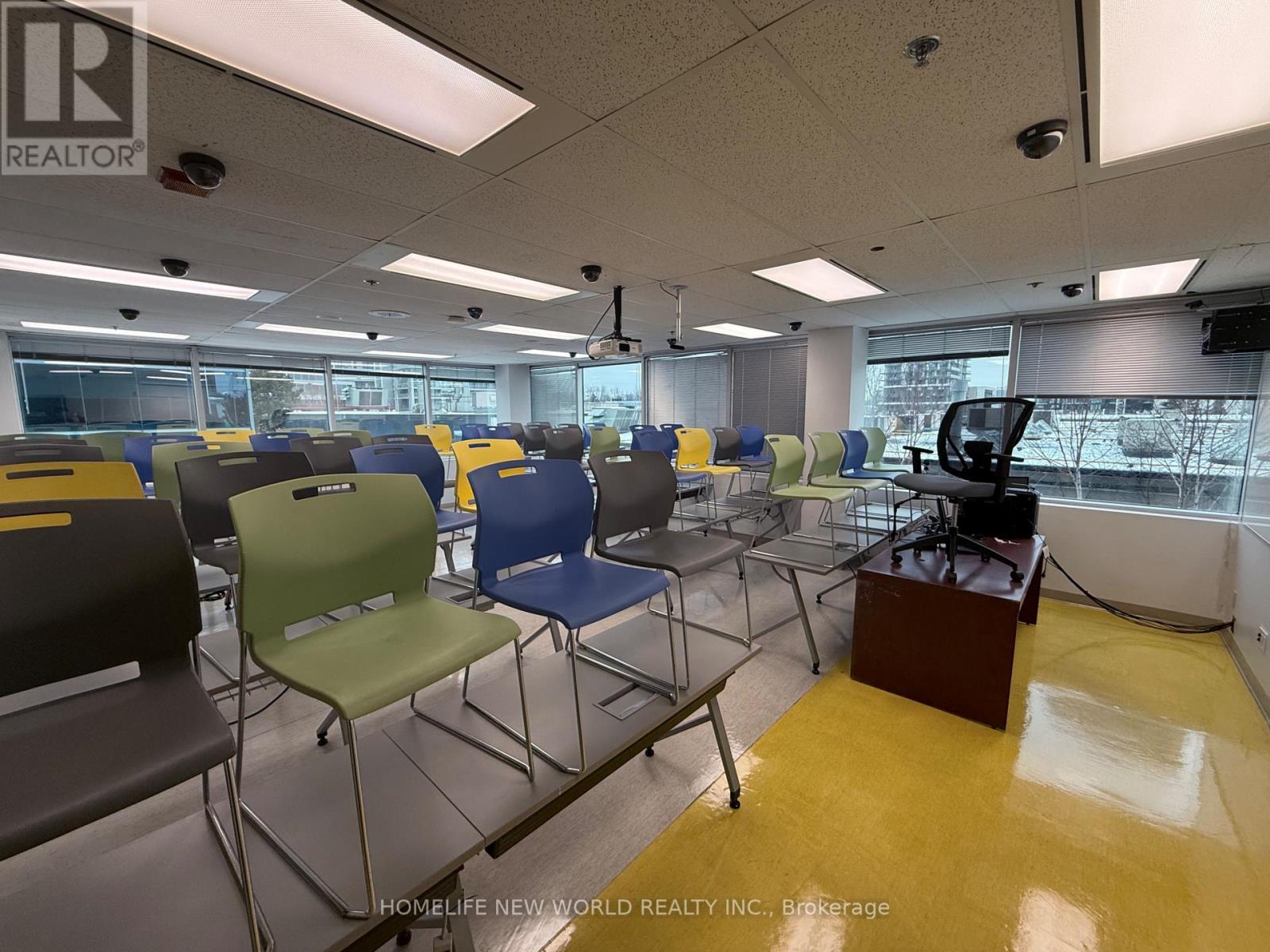 2nd Floor - 265 Yorkland Boulevard, Toronto (Henry Farm), Ontario  M2J 1S5 - Photo 32 - C12820110