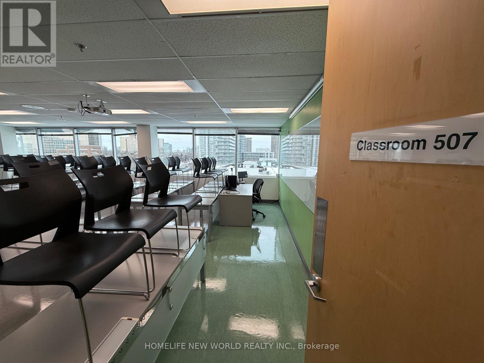 5th Floor - 265 Yorkland Boulevard, Toronto (Henry Farm), Ontario  M2J 1S5 - Photo 6 - C12820156