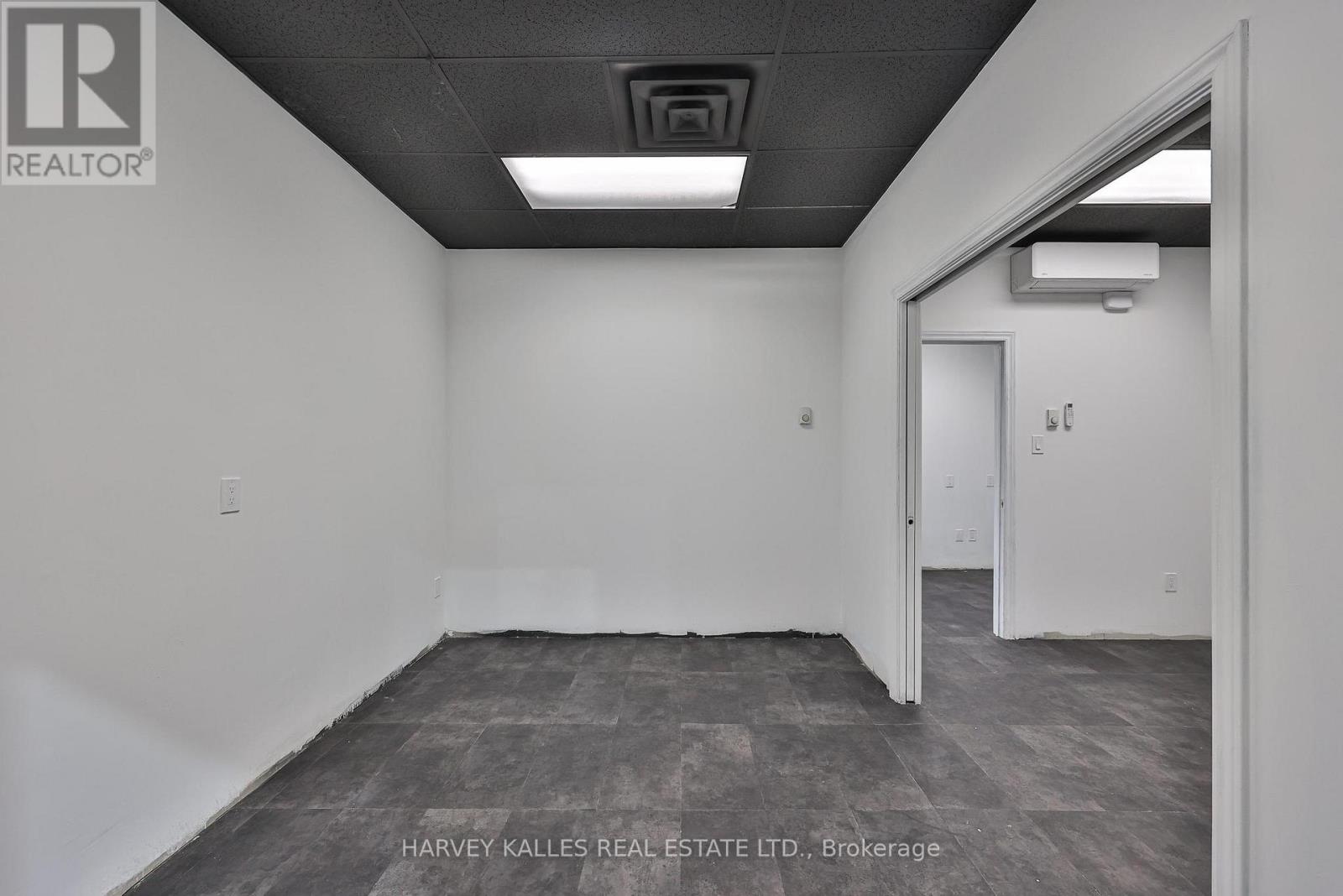 2 - 589 Steven Court, Newmarket, Ontario  L3Y 6Z3 - Photo 11 - N12694456