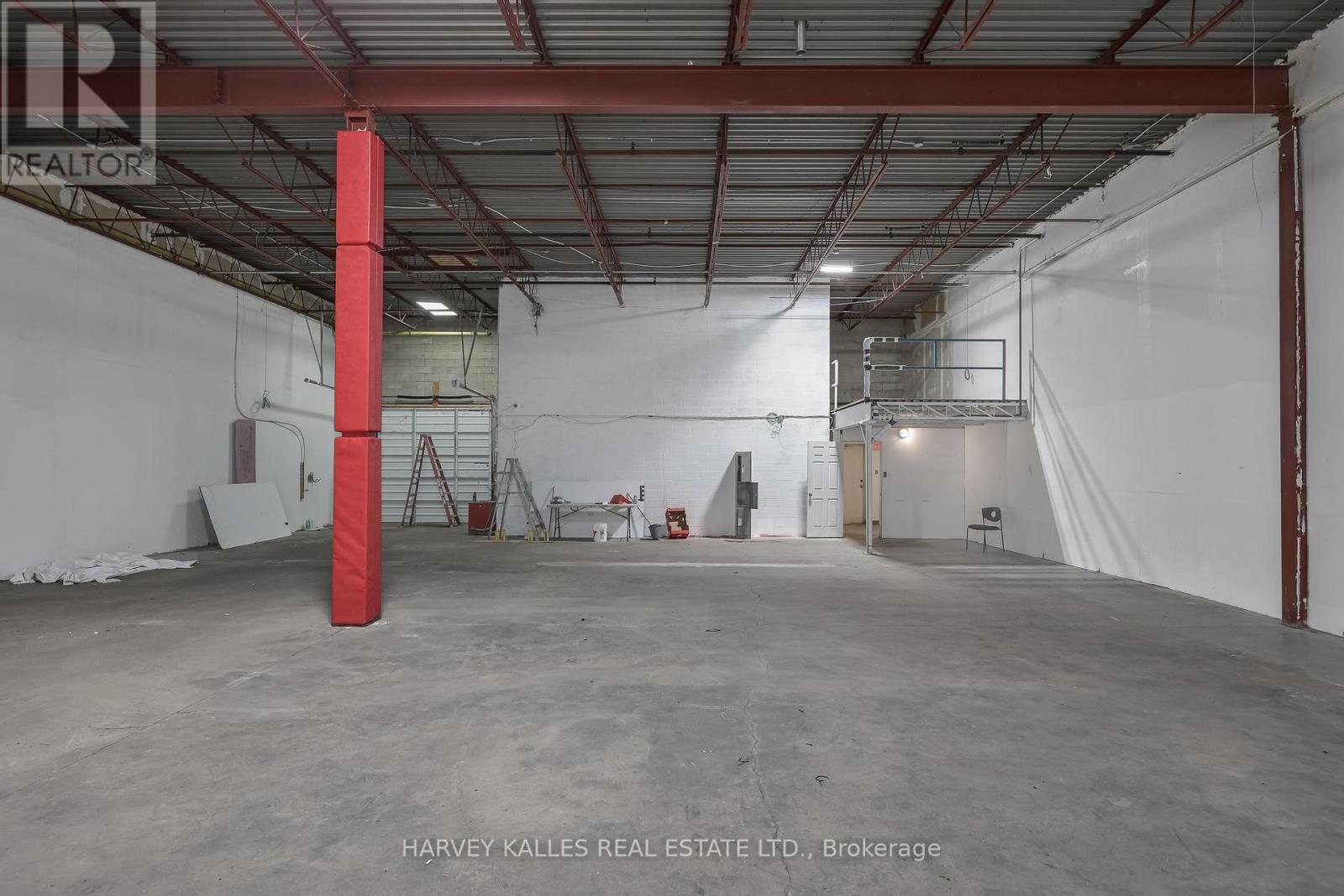 6 - 589 Steven Court, Newmarket, Ontario  L3Y 6Z3 - Photo 6 - N12717386