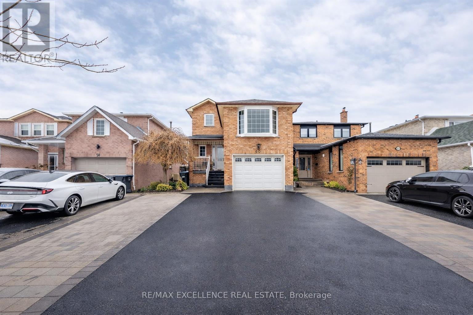 60 Kesteven Crescent, Brampton, Ontario  L6W 4E5 - Photo 2 - W12817510