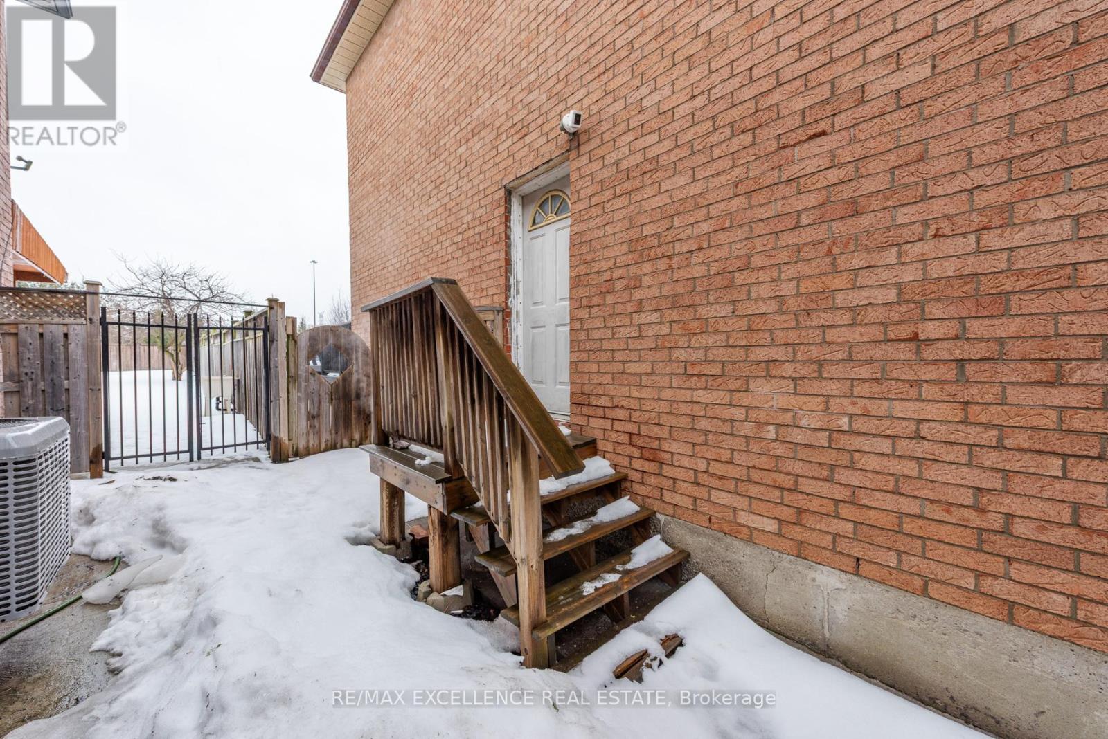 60 Kesteven Crescent, Brampton, Ontario  L6W 4E5 - Photo 37 - W12817510