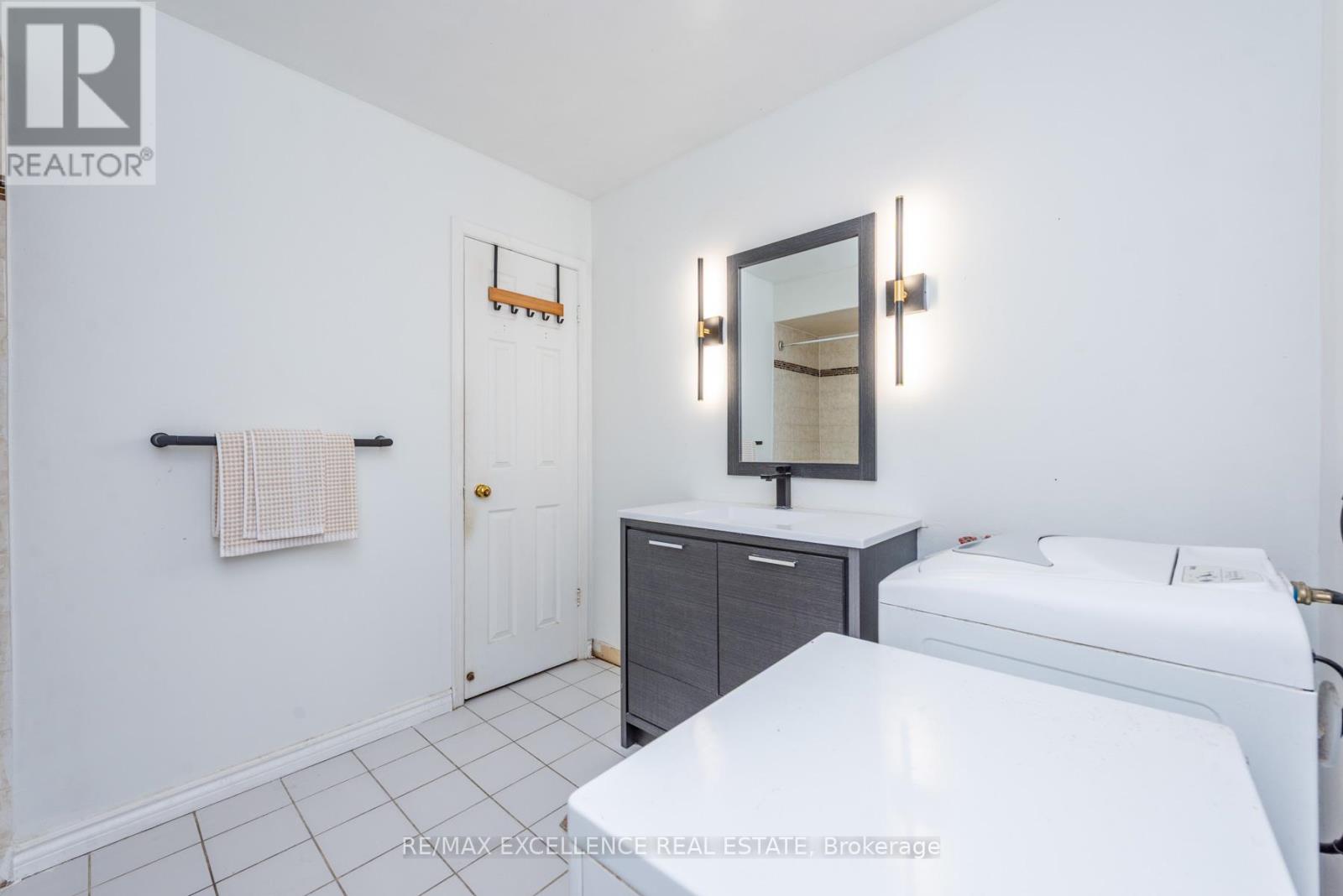 60 Kesteven Crescent, Brampton, Ontario  L6W 4E5 - Photo 29 - W12817510