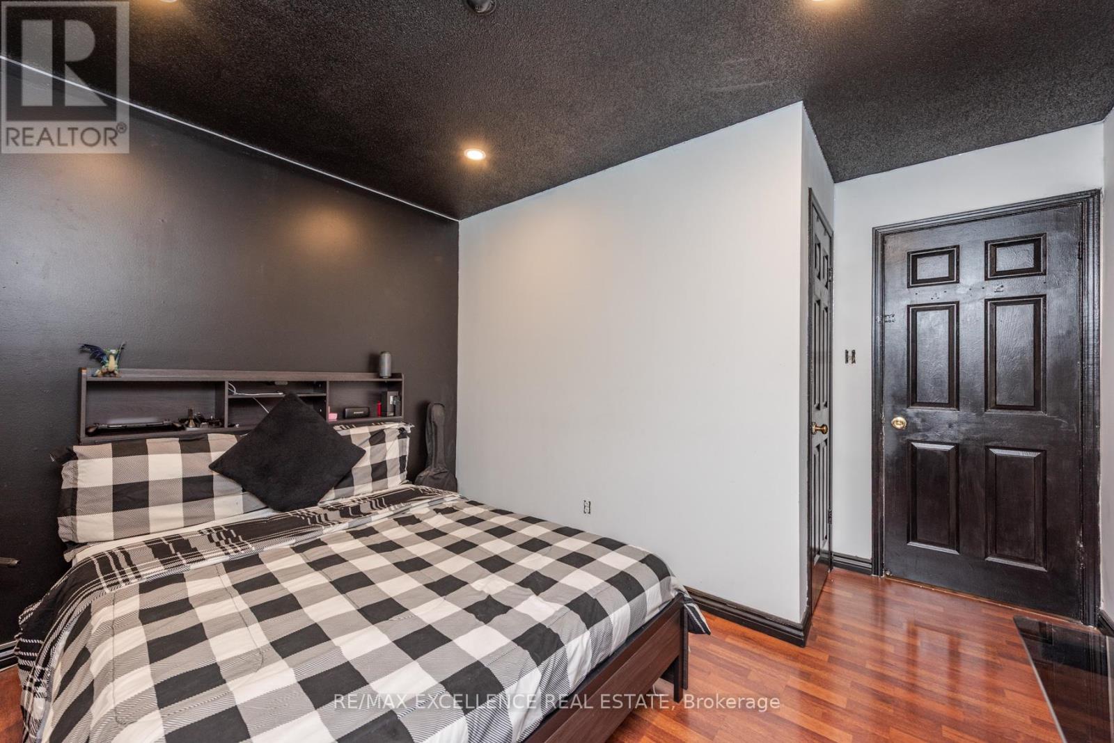 60 Kesteven Crescent, Brampton, Ontario  L6W 4E5 - Photo 27 - W12817510