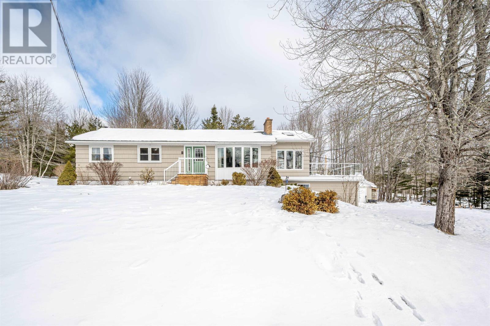 5 Tower View Road, Enfield, Nova Scotia  B2T 1H1 - Photo 3 - 202603351