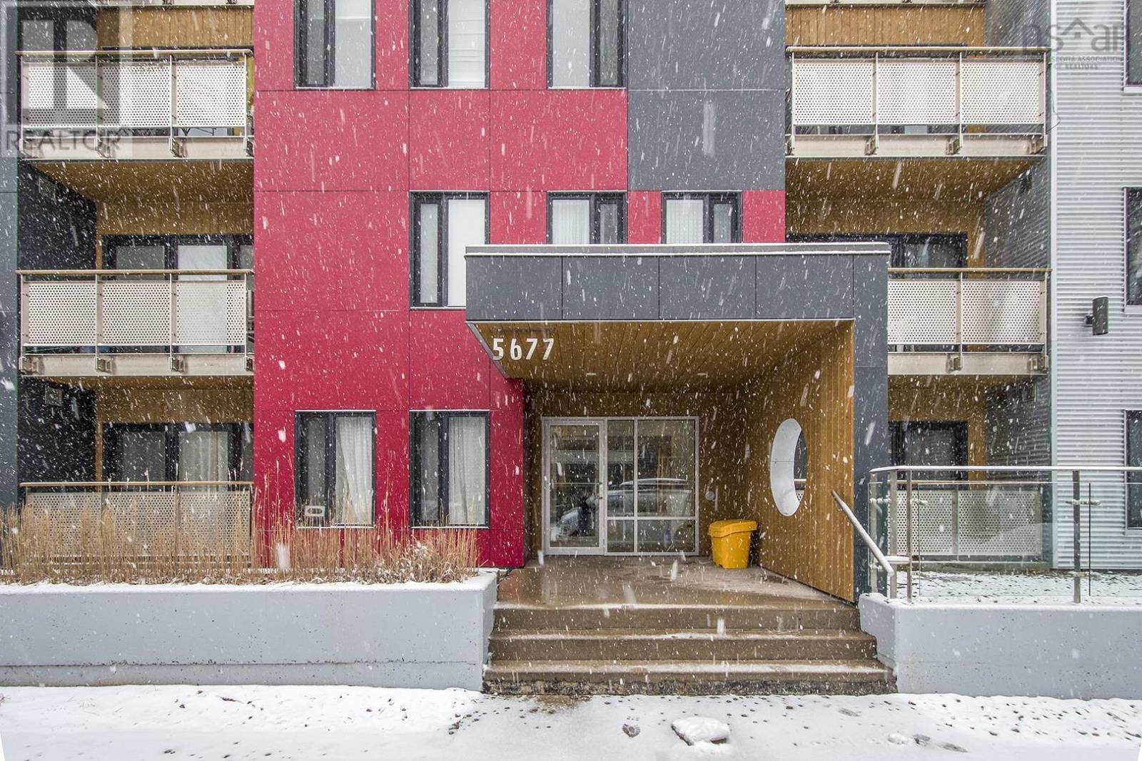 213 5677 Harris Street, Halifax, Nova Scotia  B3K 0G4 - Photo 2 - 202603361