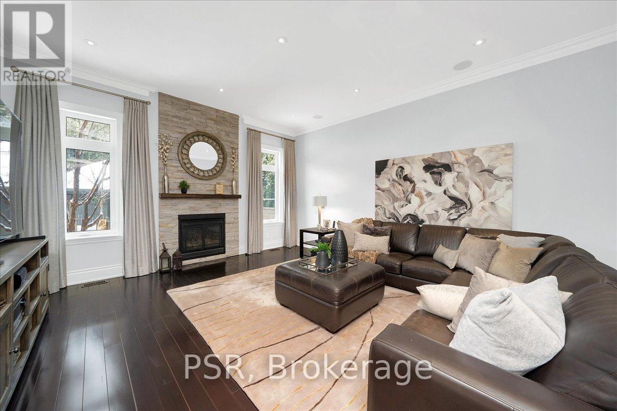 20 Jackson Street, Vaughan, Ontario  L6A 3Y3 - Photo 10 - N12820108