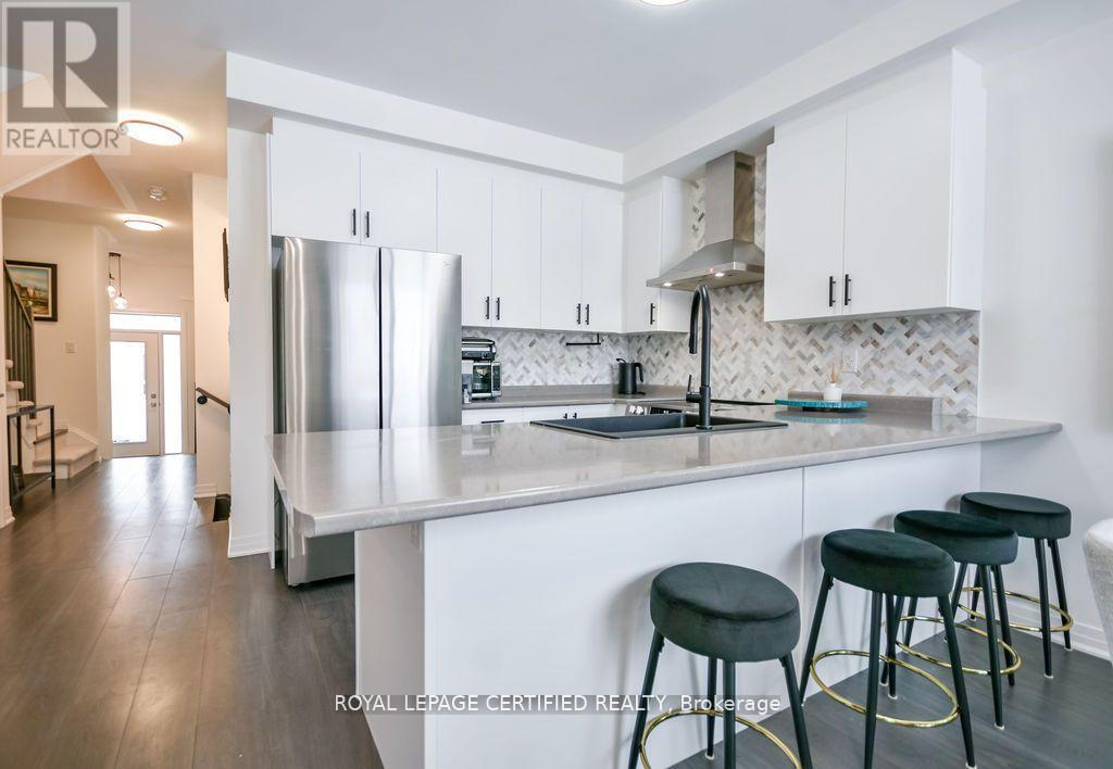 103 Sagewood Avenue, Barrie, Ontario  L9J 0K5 - Photo 13 - S12820190