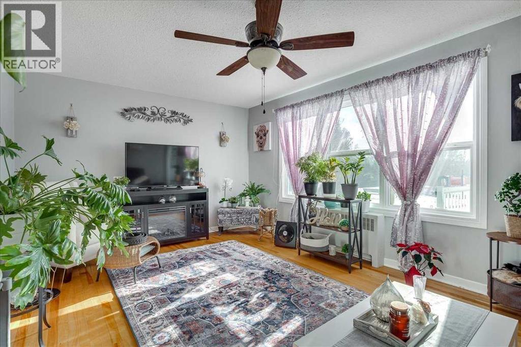 39 Poplar Crescent, Springbrook, Alberta  T4S 1V4 - Photo 7 - A2285294