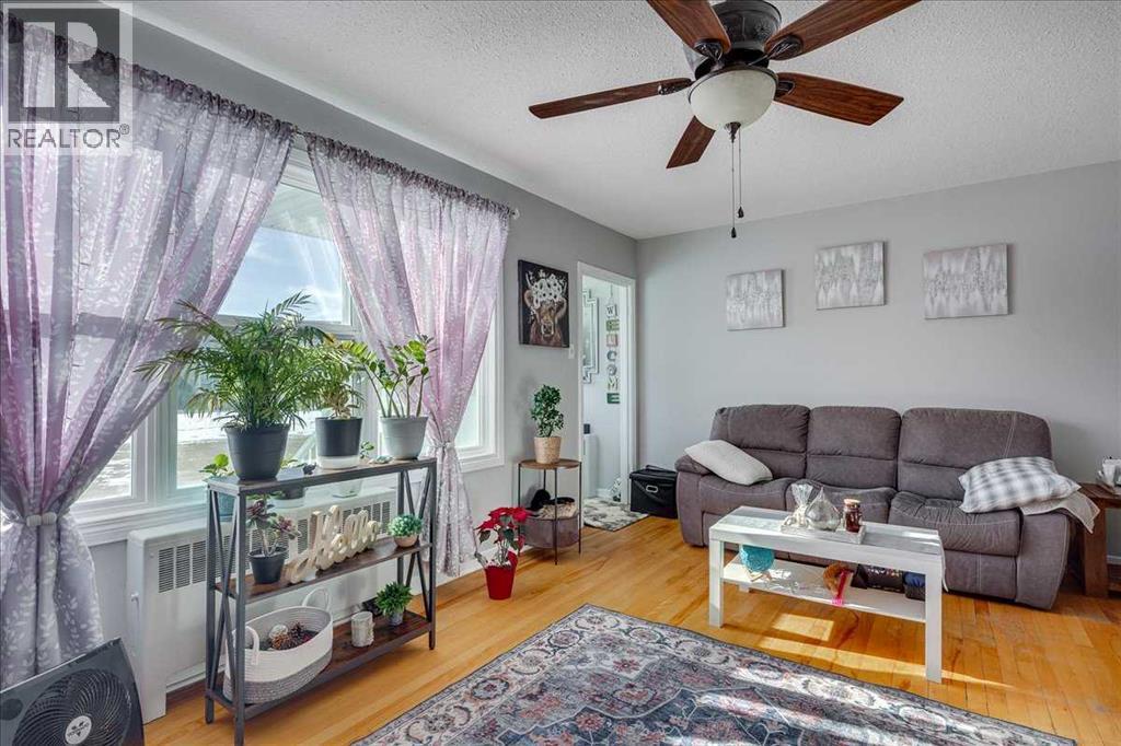 39 Poplar Crescent, Springbrook, Alberta  T4S 1V4 - Photo 9 - A2285294