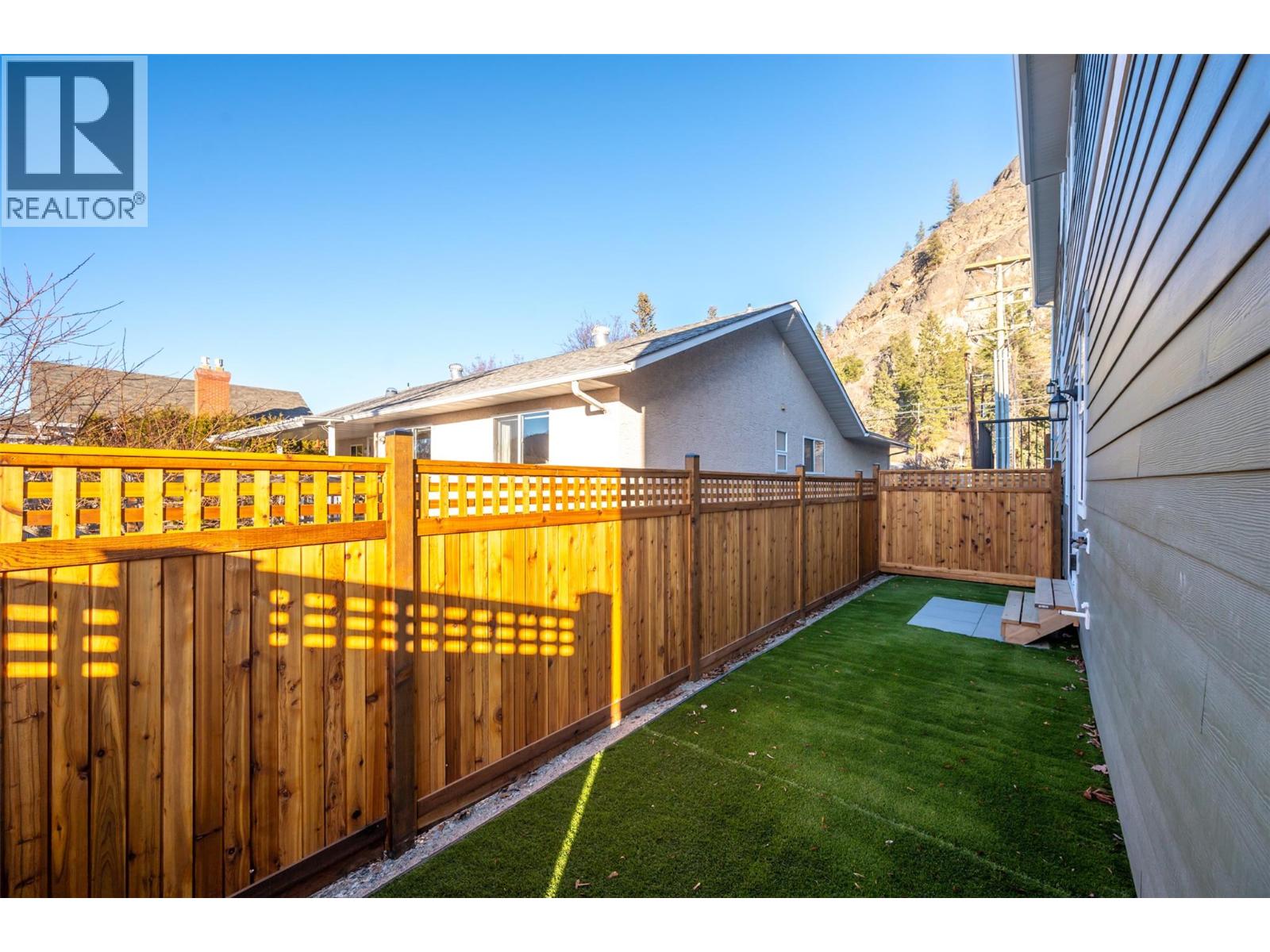 11612 Victoria Road S Unit# 101 Summerland Photo 9