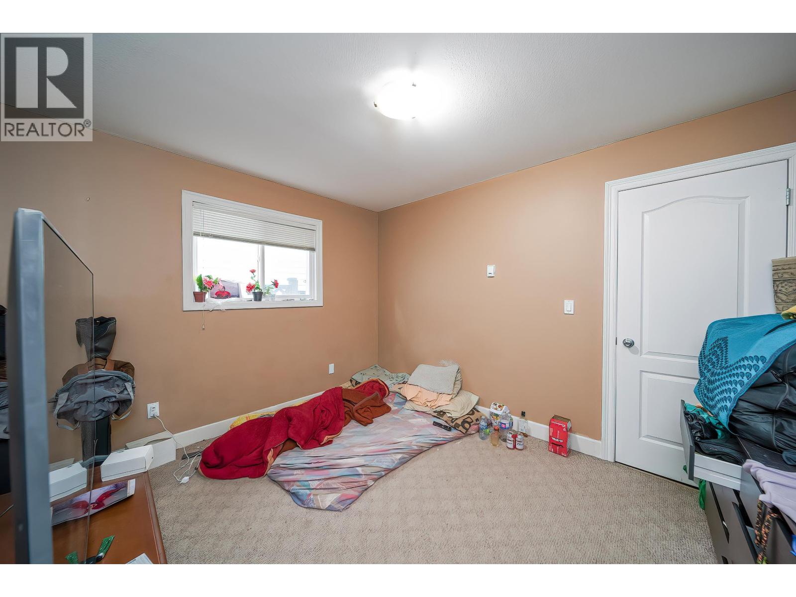 7987 13th Avenue, Burnaby, British Columbia  V3N 2E8 - Photo 32 - R3092098