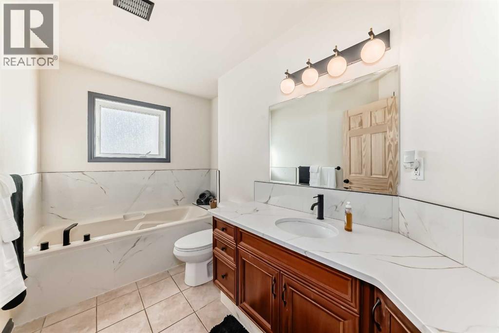 127 Duston Street, Red Deer, Alberta  T4R 2V8 - Photo 17 - A2286595