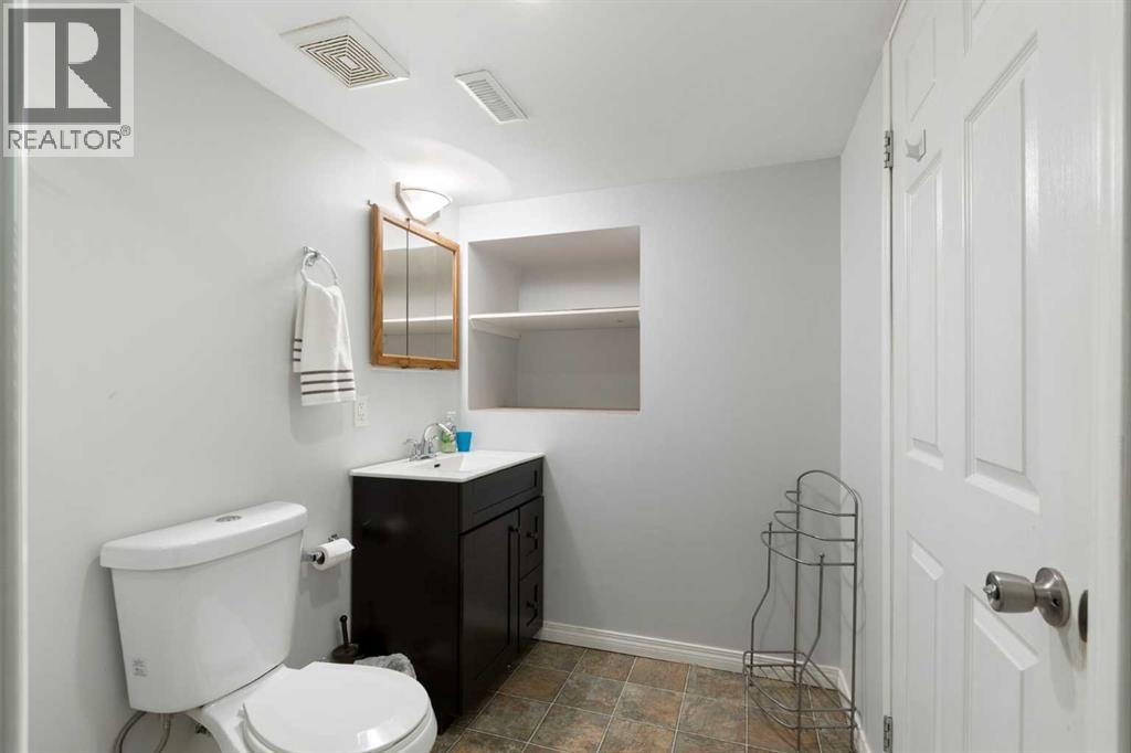 25 Promenade Way Se, Calgary, Alberta  T2Z 2Z4 - Photo 30 - A2288134