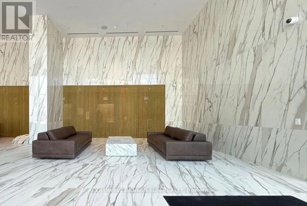 1812 - 448 Burnhamthorpe Road W, Mississauga, Ontario  L5B 0R4 - Photo 4 - W12820076