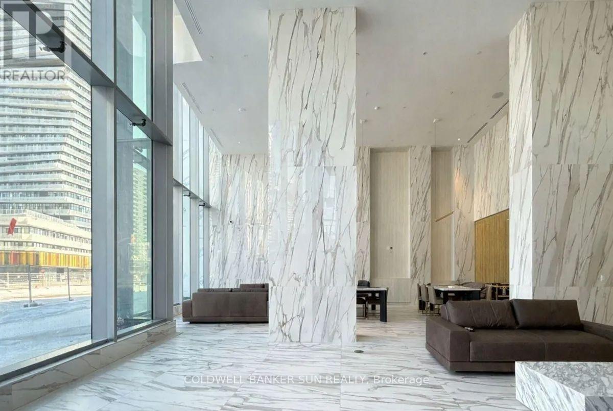 1812 - 448 Burnhamthorpe Road W, Mississauga, Ontario  L5B 0R4 - Photo 5 - W12820076