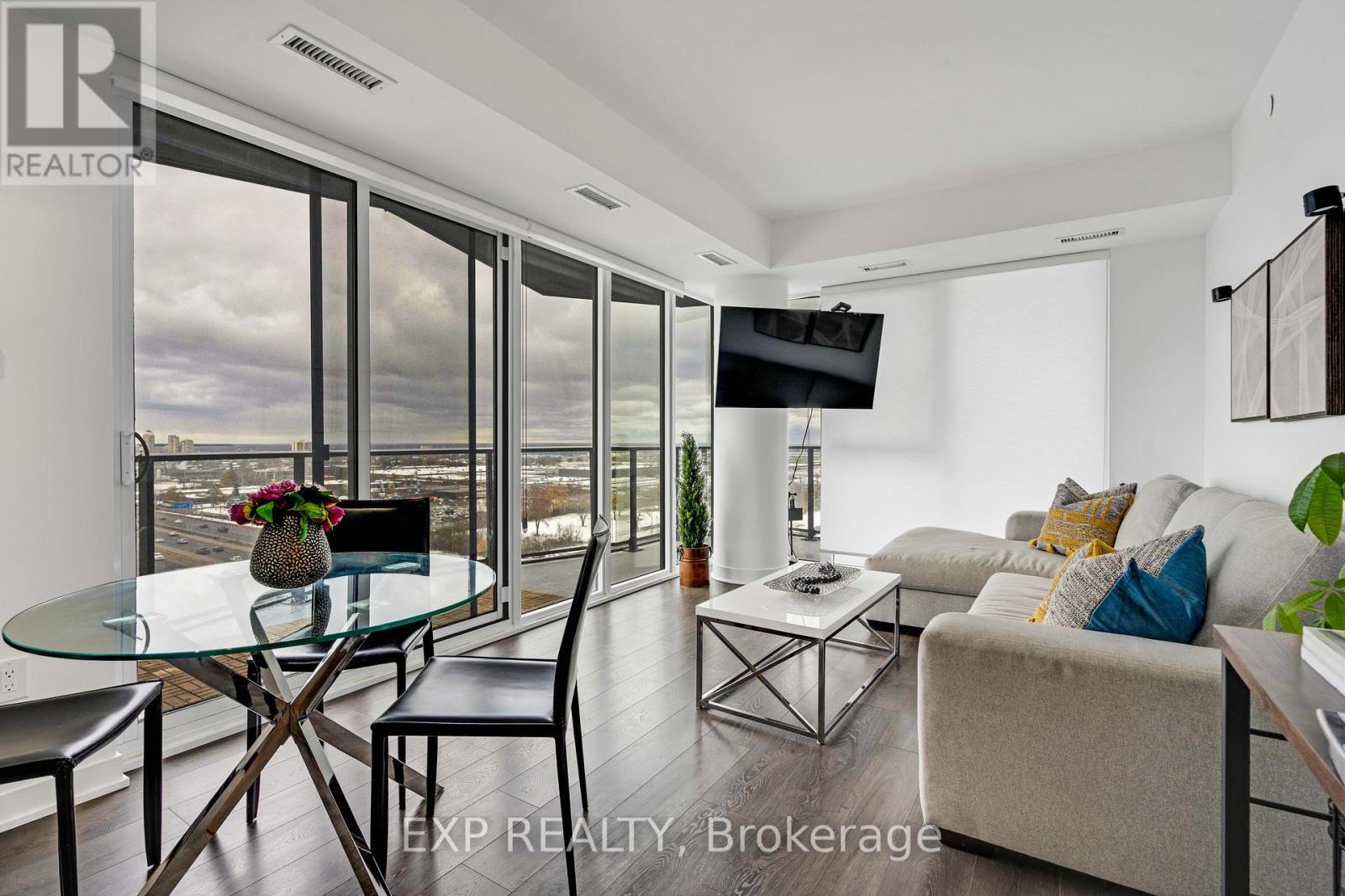 1108 - 36 Zorra Street, Toronto, Ontario  M8Z 4Z7 - Photo 5 - W12820114