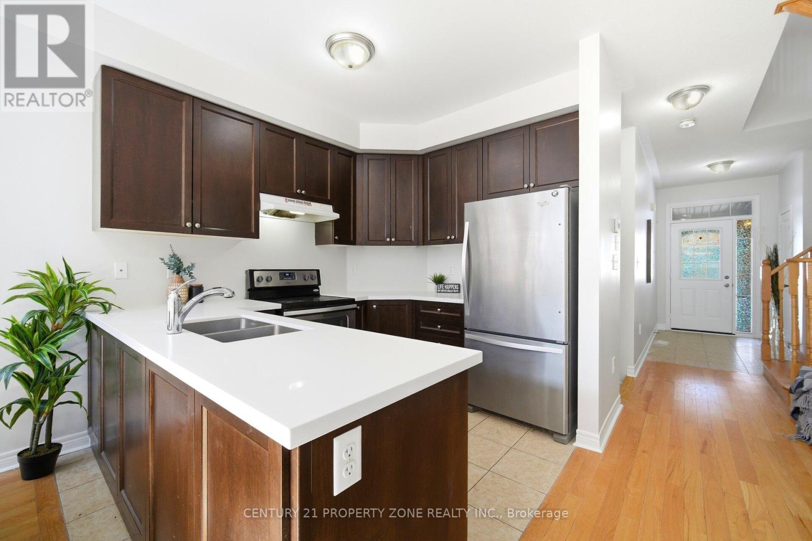 9 Foliage Drive, Brampton, Ontario  L7A 4M7 - Photo 16 - W12820150