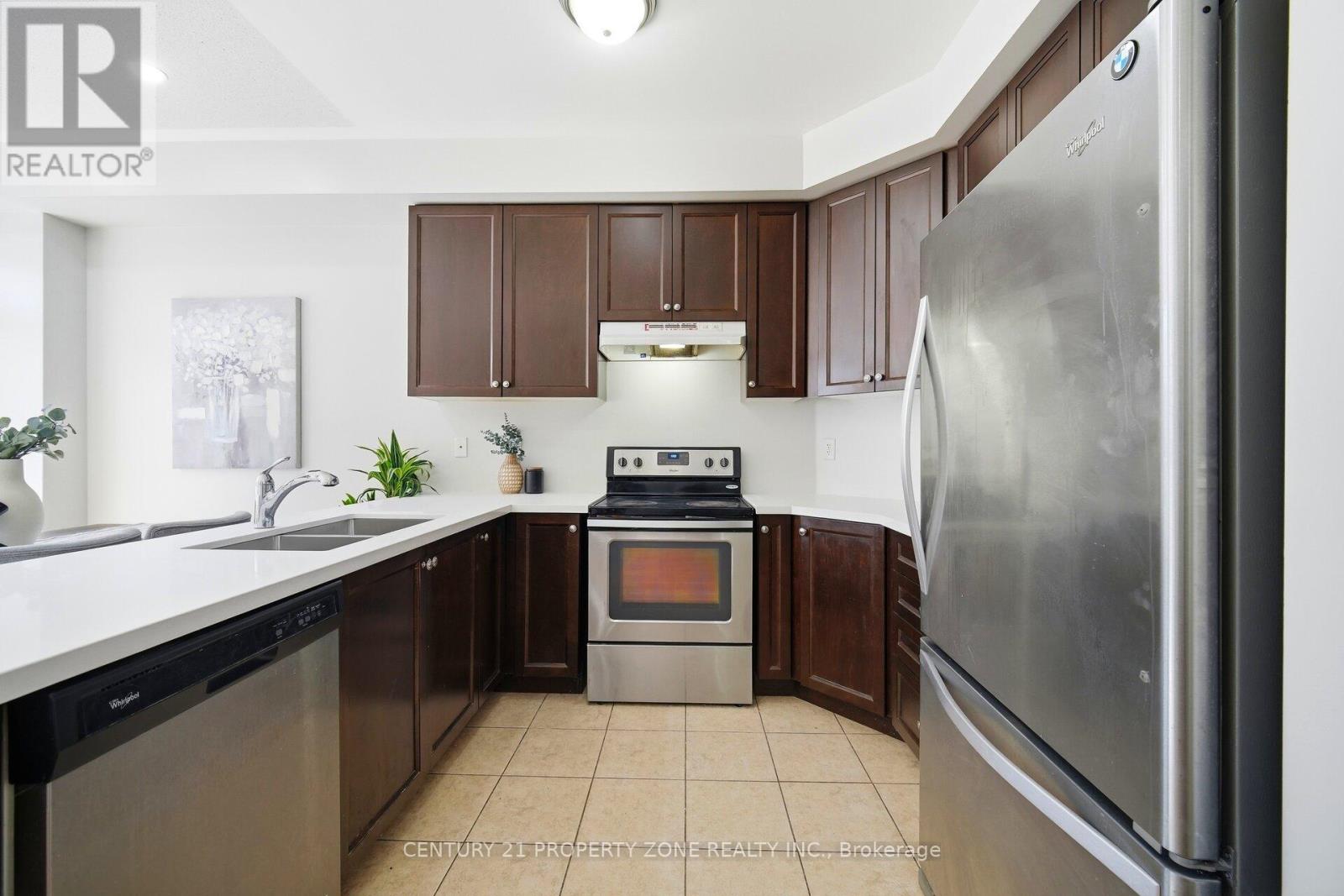 9 Foliage Drive, Brampton, Ontario  L7A 4M7 - Photo 17 - W12820150