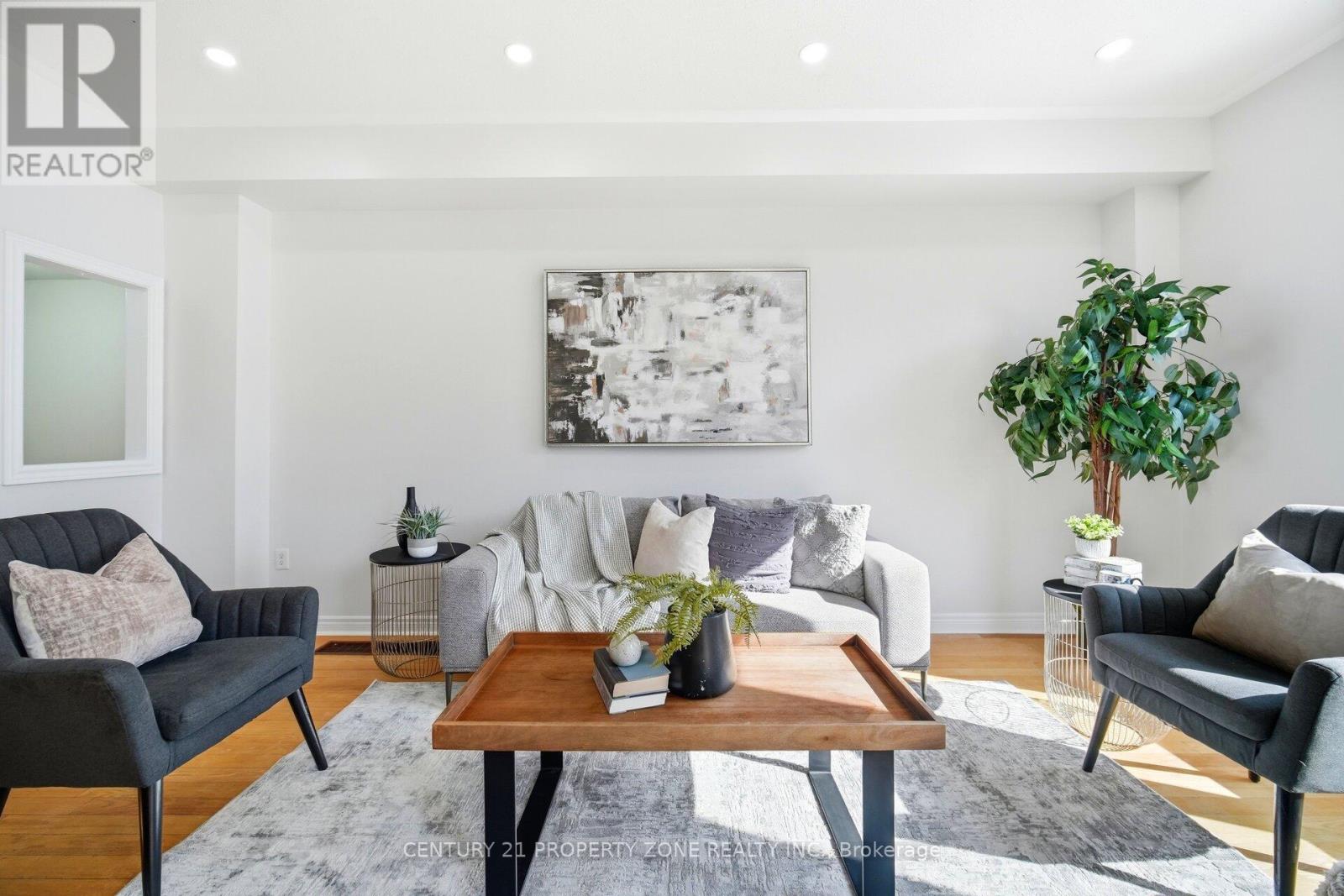 9 Foliage Drive, Brampton, Ontario  L7A 4M7 - Photo 8 - W12820150