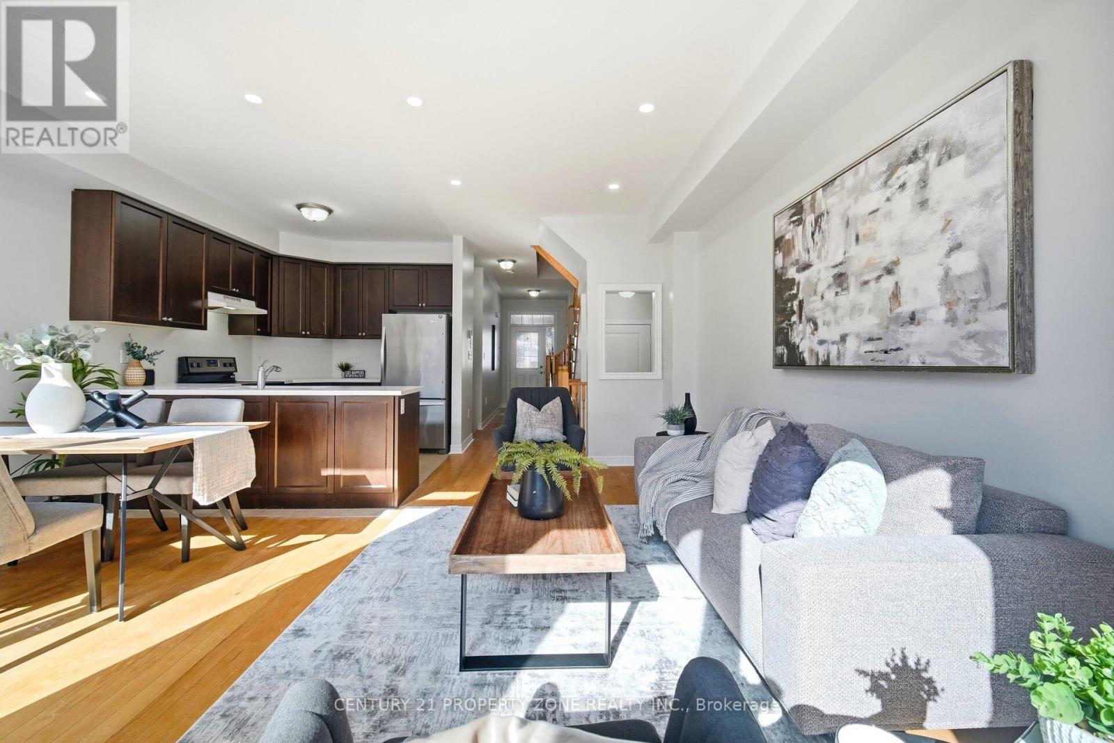 9 Foliage Drive, Brampton, Ontario  L7A 4M7 - Photo 9 - W12820150