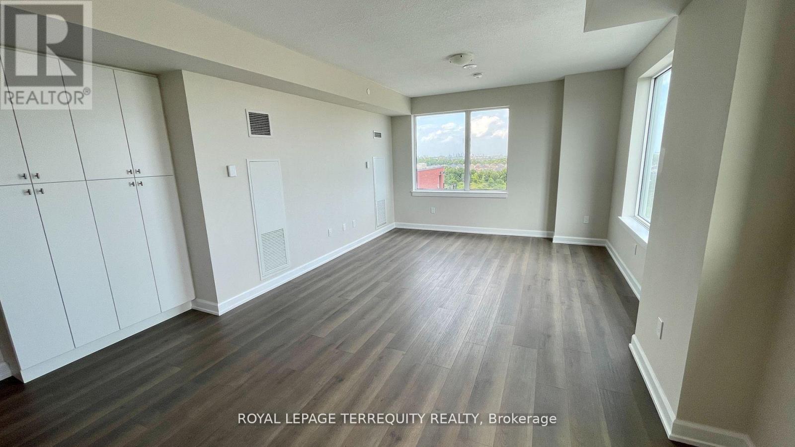 1202 - 3200 William Coltson Avenue, Oakville, Ontario  L6H 7W6 - Photo 7 - W12820174