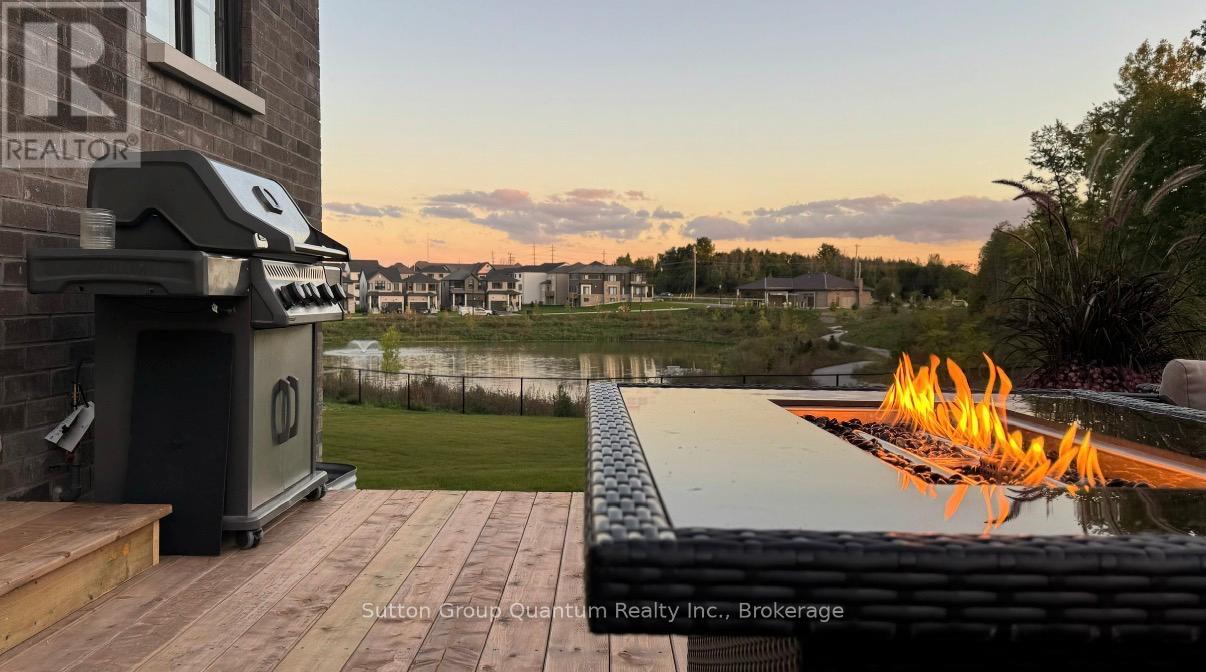 174 Rosanne Circle, Wasaga Beach, Ontario  L9Z 1J7 - Photo 2 - S12820274