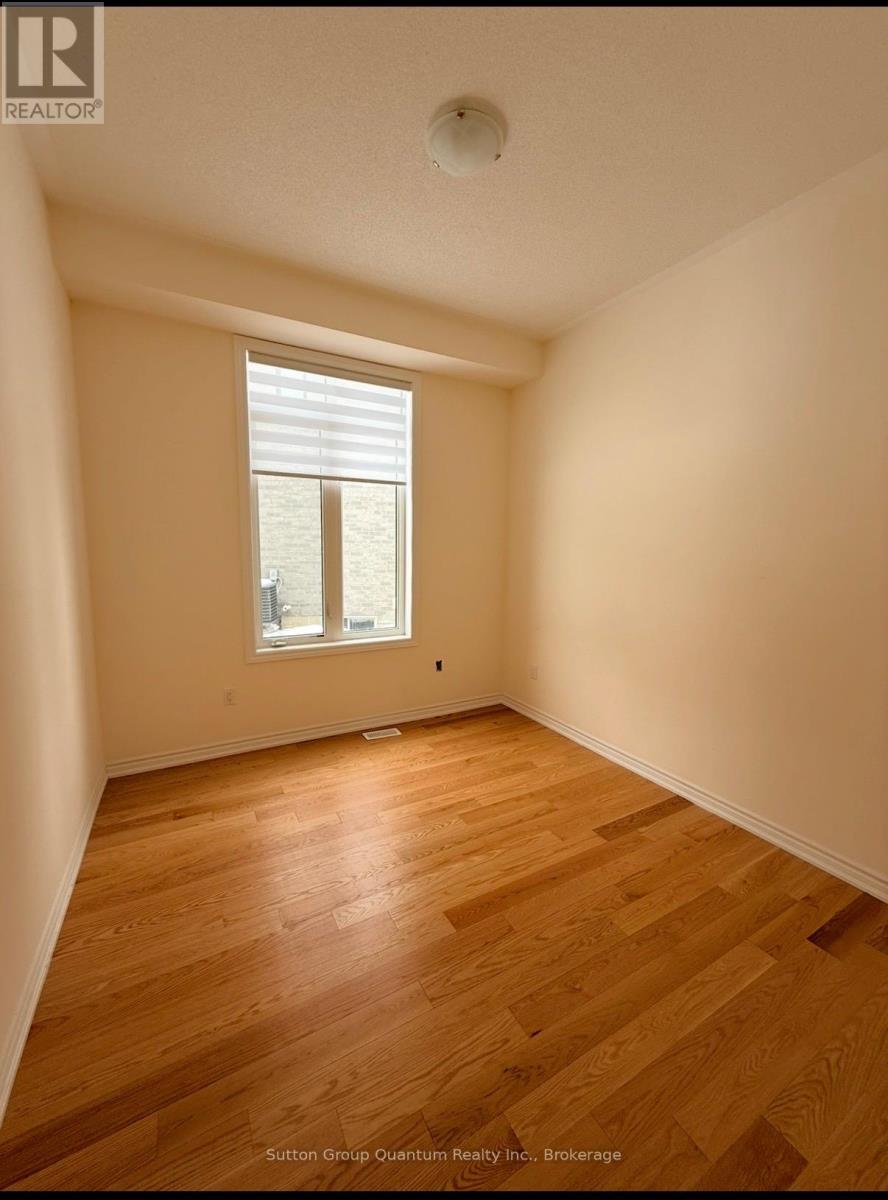 174 Rosanne Circle, Wasaga Beach, Ontario  L9Z 1J7 - Photo 8 - S12820274