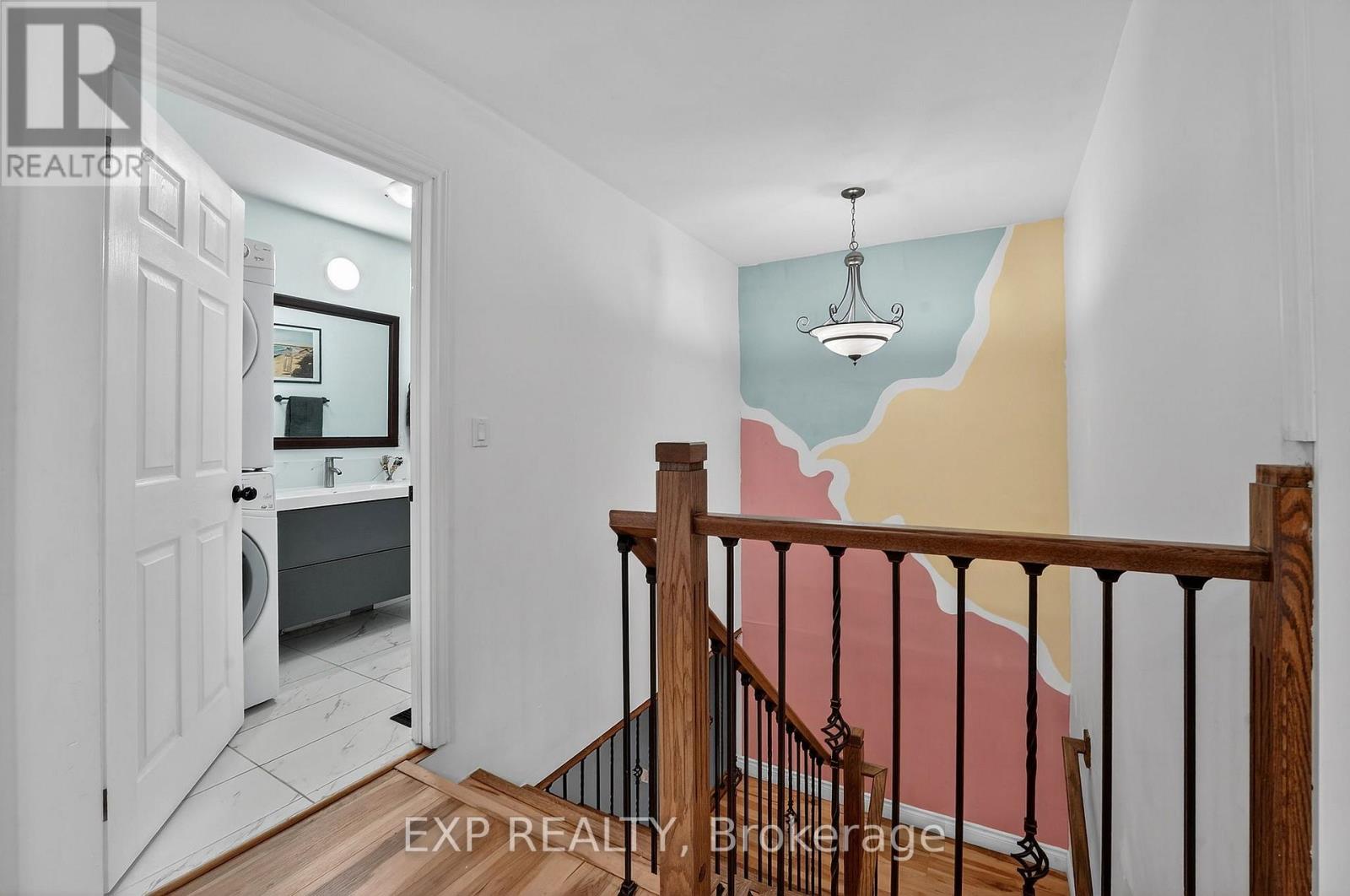 24 Charles Street, Port Colborne, Ontario  L3K 3R2 - Photo 10 - X12820126