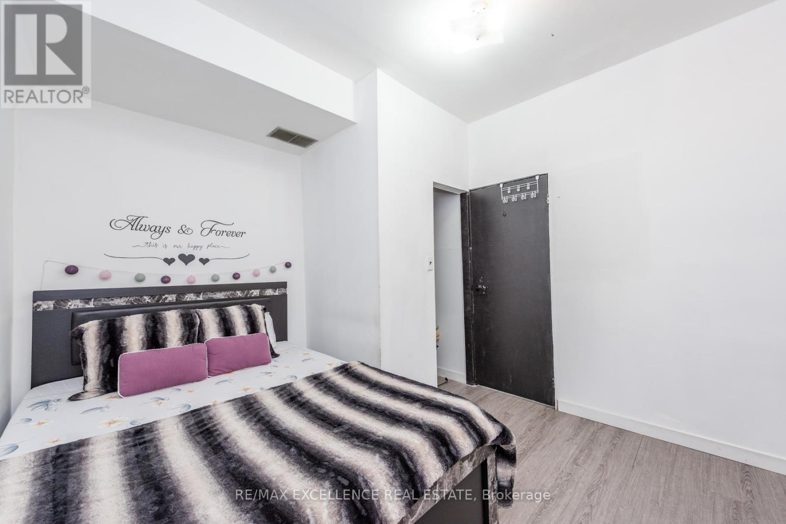 60 Kesteven Crescent, Brampton, Ontario  L6W 4E5 - Photo 33 - W12817510