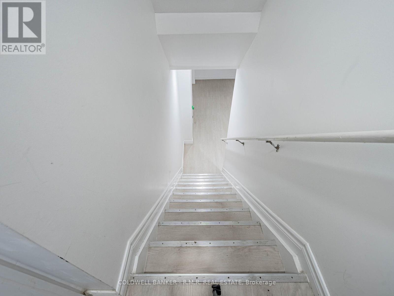 15 George Holley Street, Whitby, Ontario  L1P 0G3 - Photo 5 - E12820226