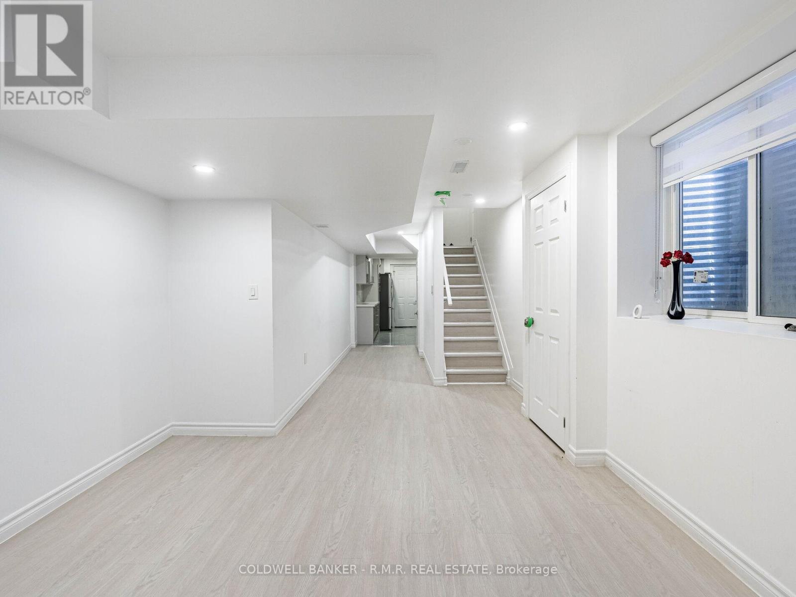 15 George Holley Street, Whitby, Ontario  L1P 0G3 - Photo 9 - E12820226