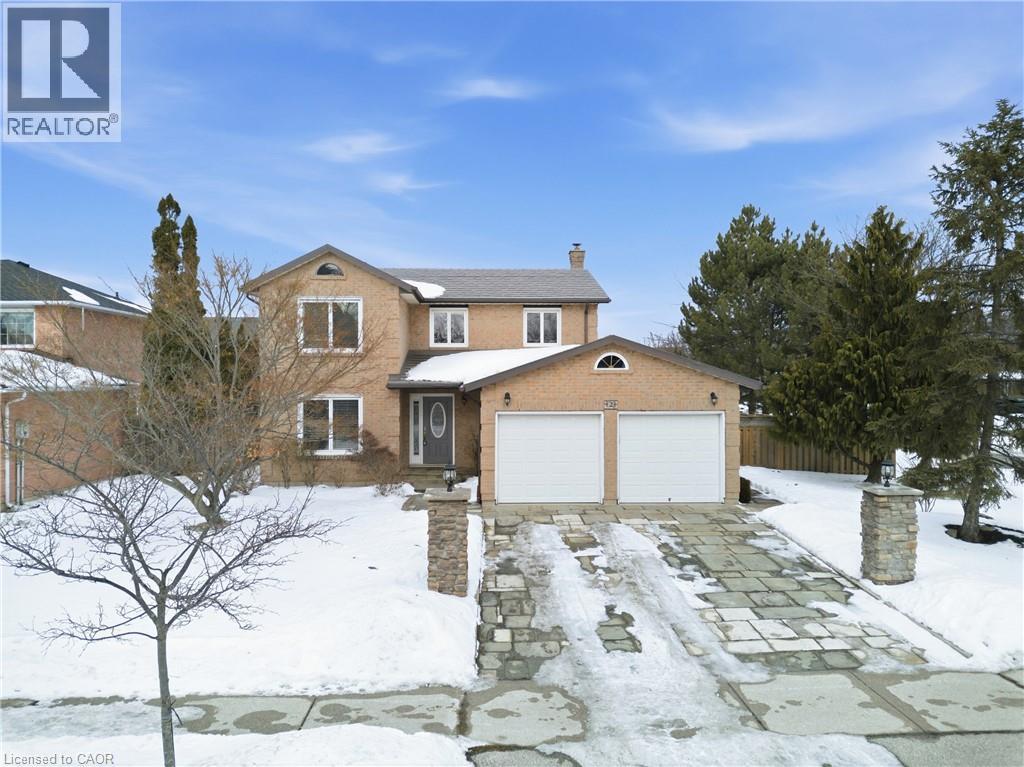 2 Jeanette Avenue, Grimsby, Ontario  L3M 5B4 - Photo 2 - 40805610