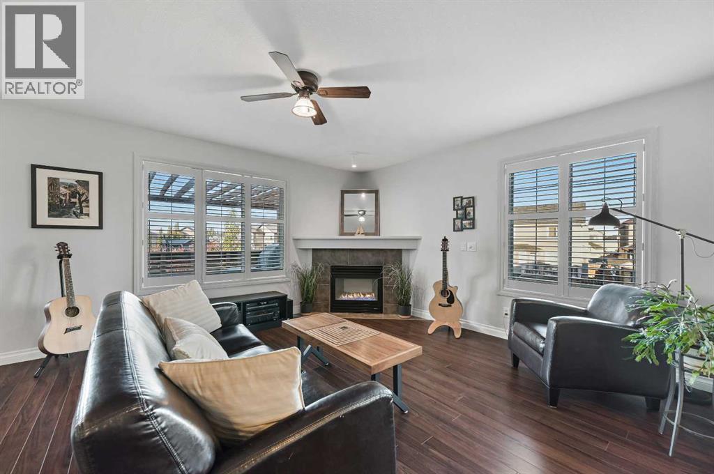 60 Canoe Cove Sw, Airdrie, Alberta  T4B 2Z5 - Photo 4 - A2283904