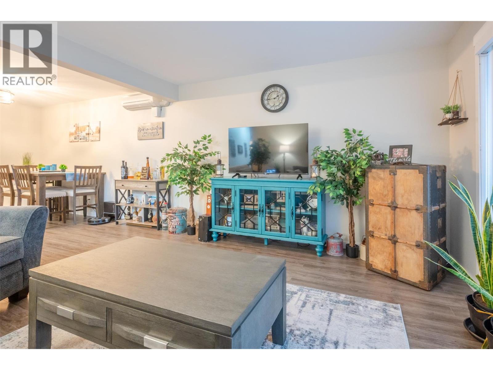 337 MCKINNEY Road Unit# 216 Oliver Photo 11