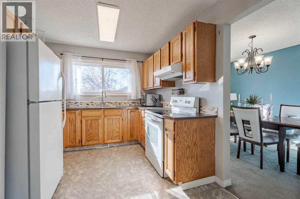 405 6 Street, Irricana, Alberta  T0M 1B0 - Photo 13 - A2286566